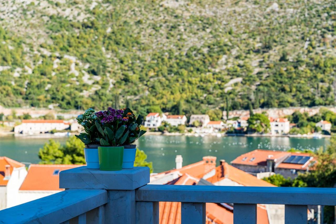 Apartments Kruno Затон Екстериор снимка