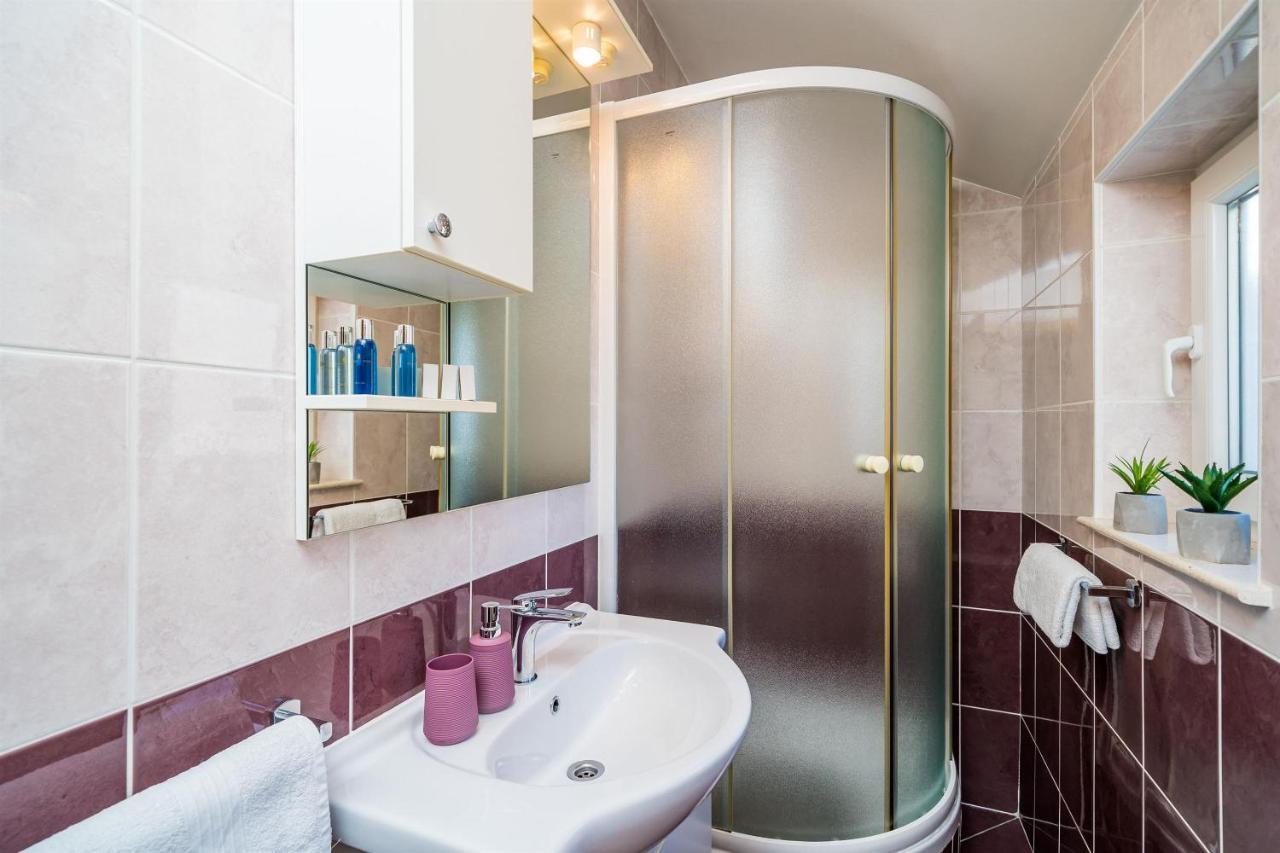 Apartments Kruno Затон Екстериор снимка