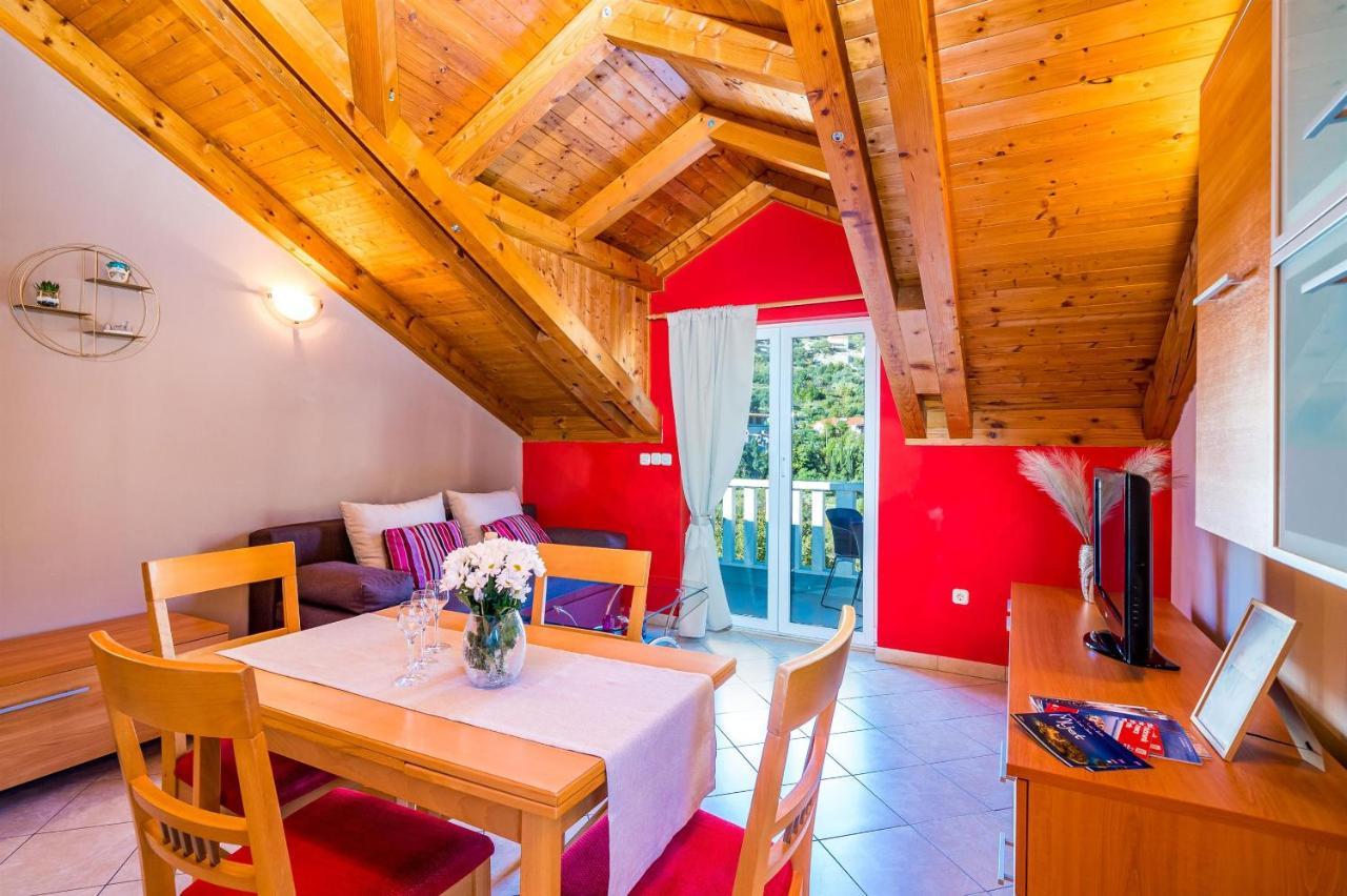 Apartments Kruno Затон Екстериор снимка