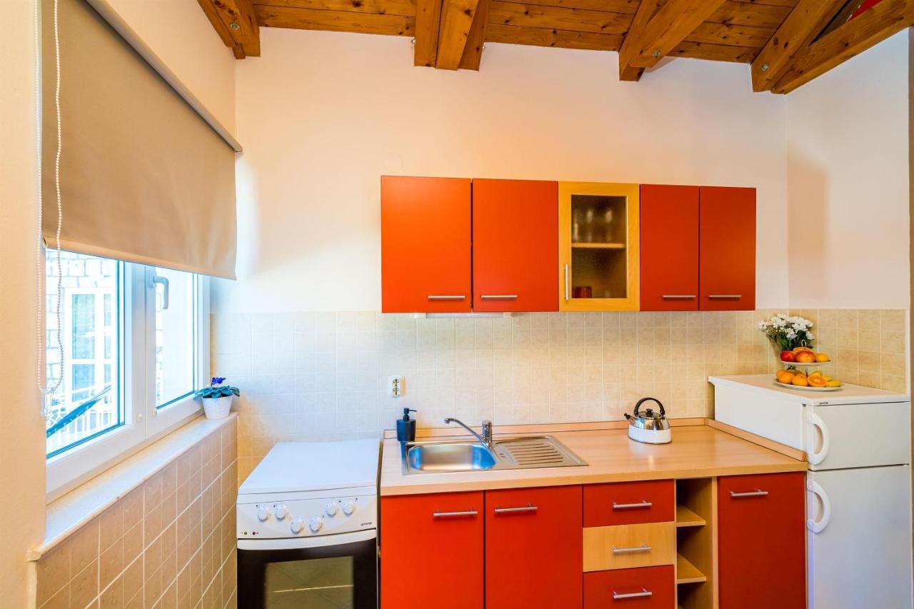 Apartments Kruno Затон Екстериор снимка